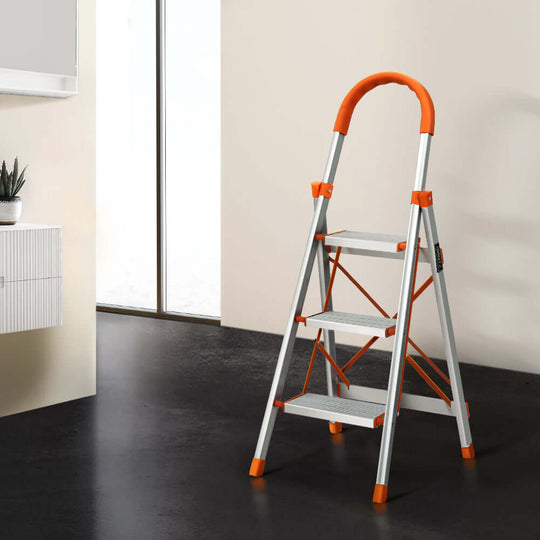 Giantz 3 Step Lightweight Aluminium Ladder with Non-Slip Steps, Ideal for DIY and Home Use, Affordable Quality