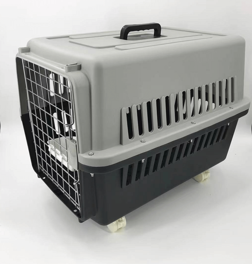 YES4PETS large dog and cat carrier with removable wheels, tray, and ergonomic handle, ideal for travel.