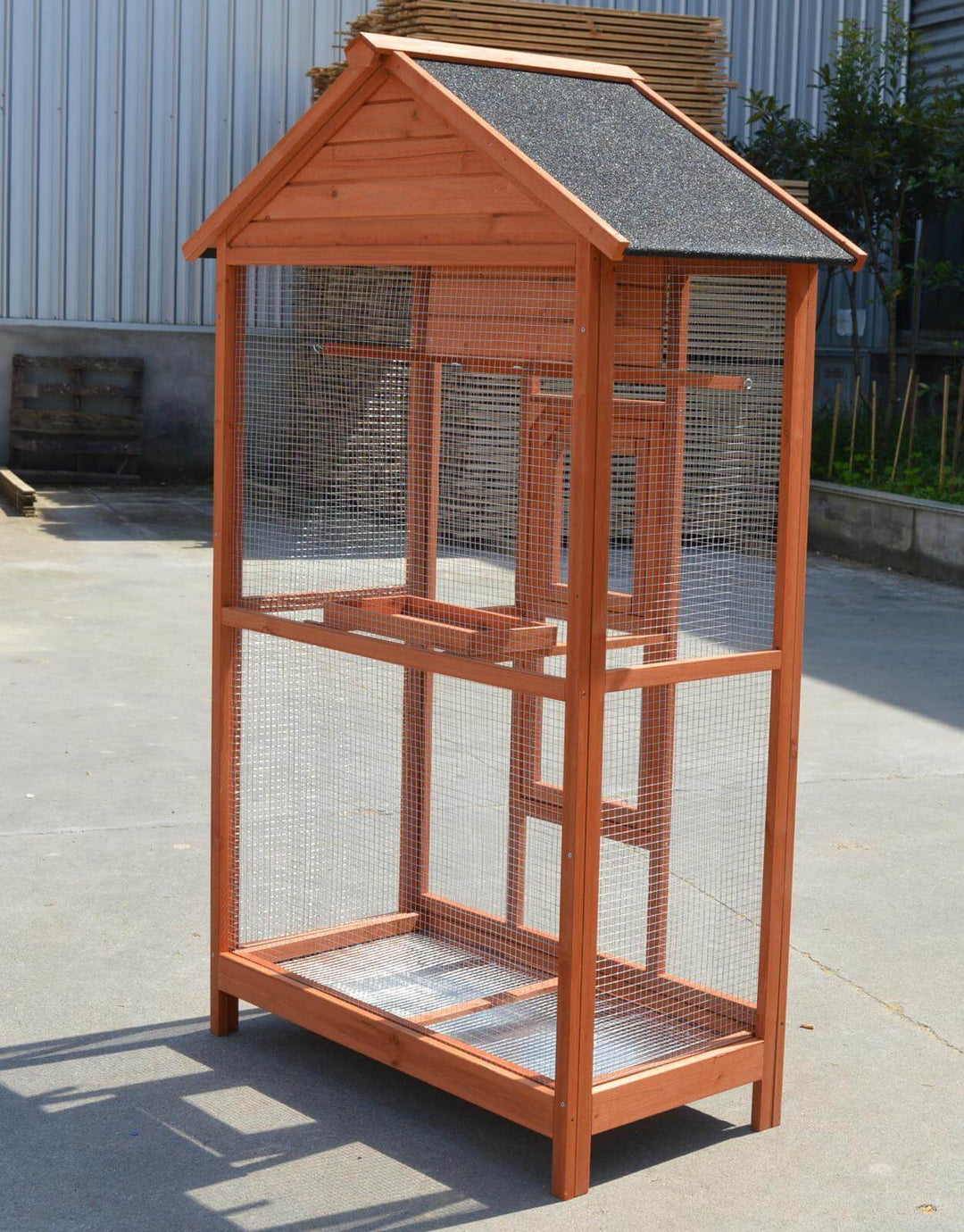 YES4PETS Wooden XXL Bird Cage for Canaries and Parrots, Spacious with Weather-resistant Roof and Sturdy Mesh Wire.