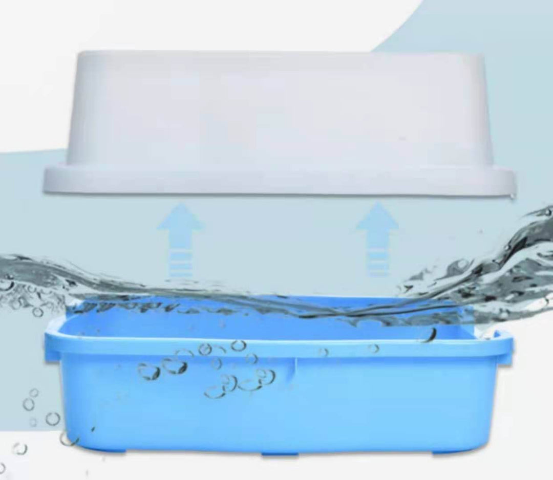 YES4PETS blue deep cat litter tray shown partially submerged in water, highlighting its high wall design and durability.