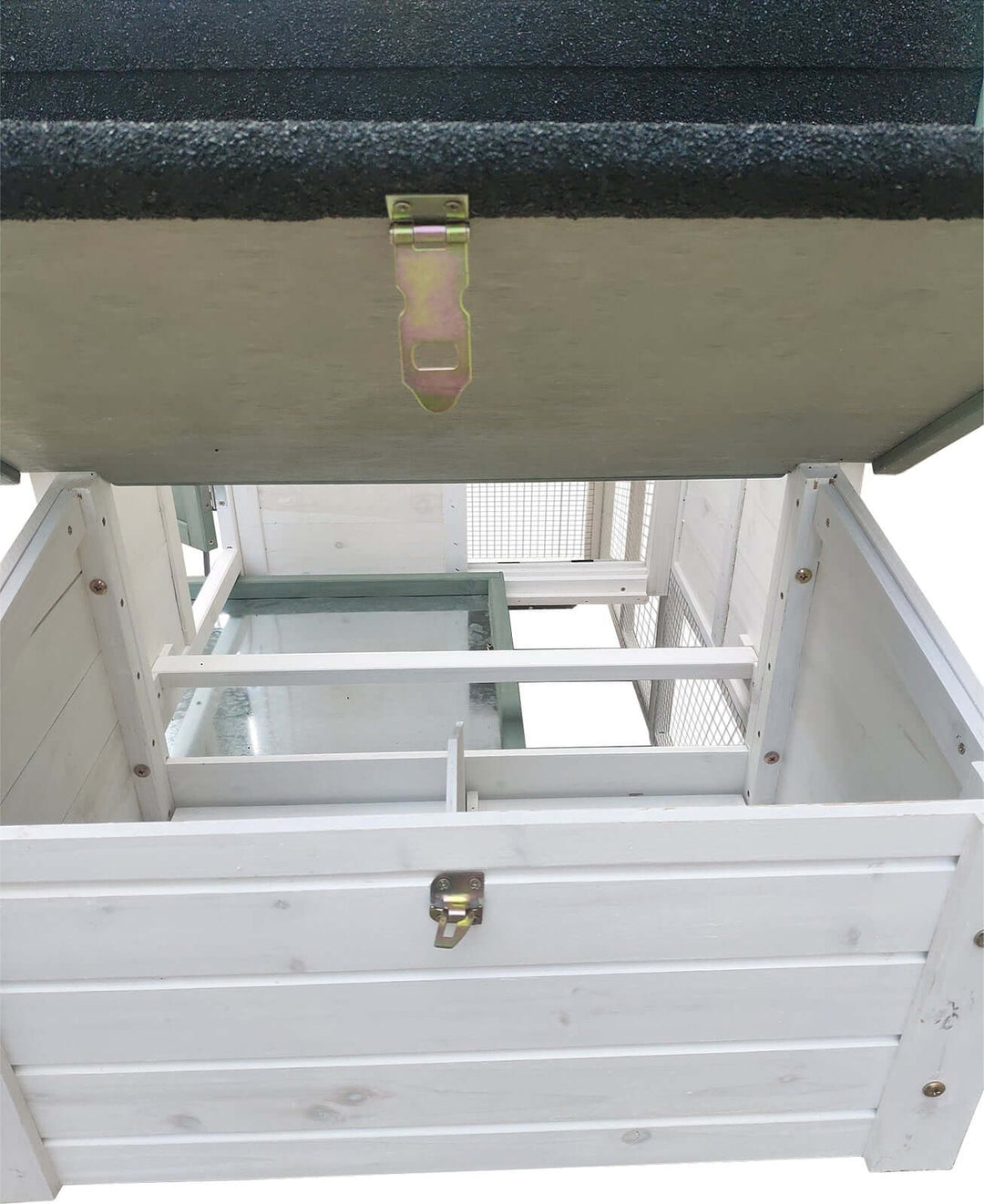 Detailed view of the YES4PETS medium chicken coop showing the interior design and secure locking mechanism.