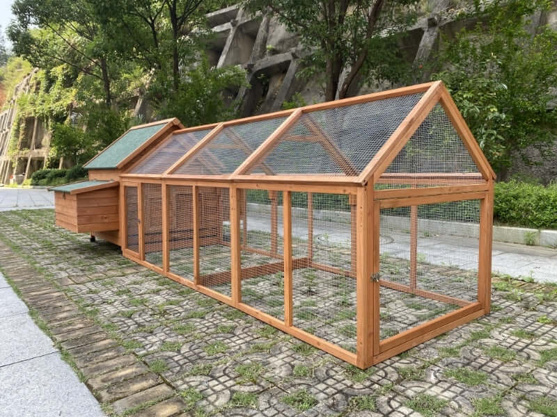 YES4PETS XXL Chicken Coop and Rabbit Hutch with spacious run, made of natural fir in a garden setting.