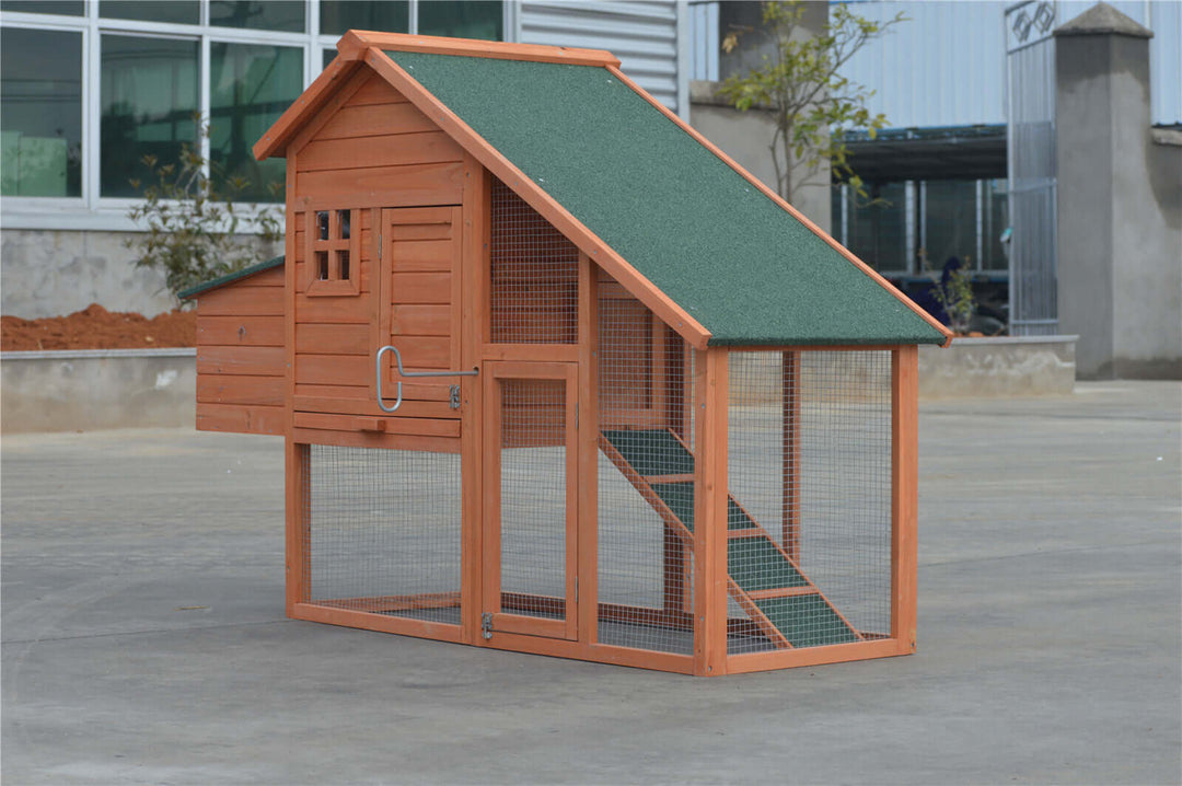 YES4PETS large chicken coop with green roof, suitable for rabbits and ferrets, made from quality cedar wood.