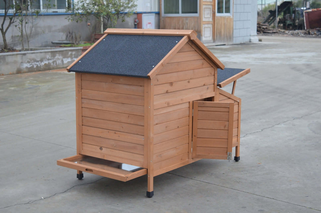 Affordable brown chicken coop rabbit hutch with asphalt roof and easy clean pull-out tray.