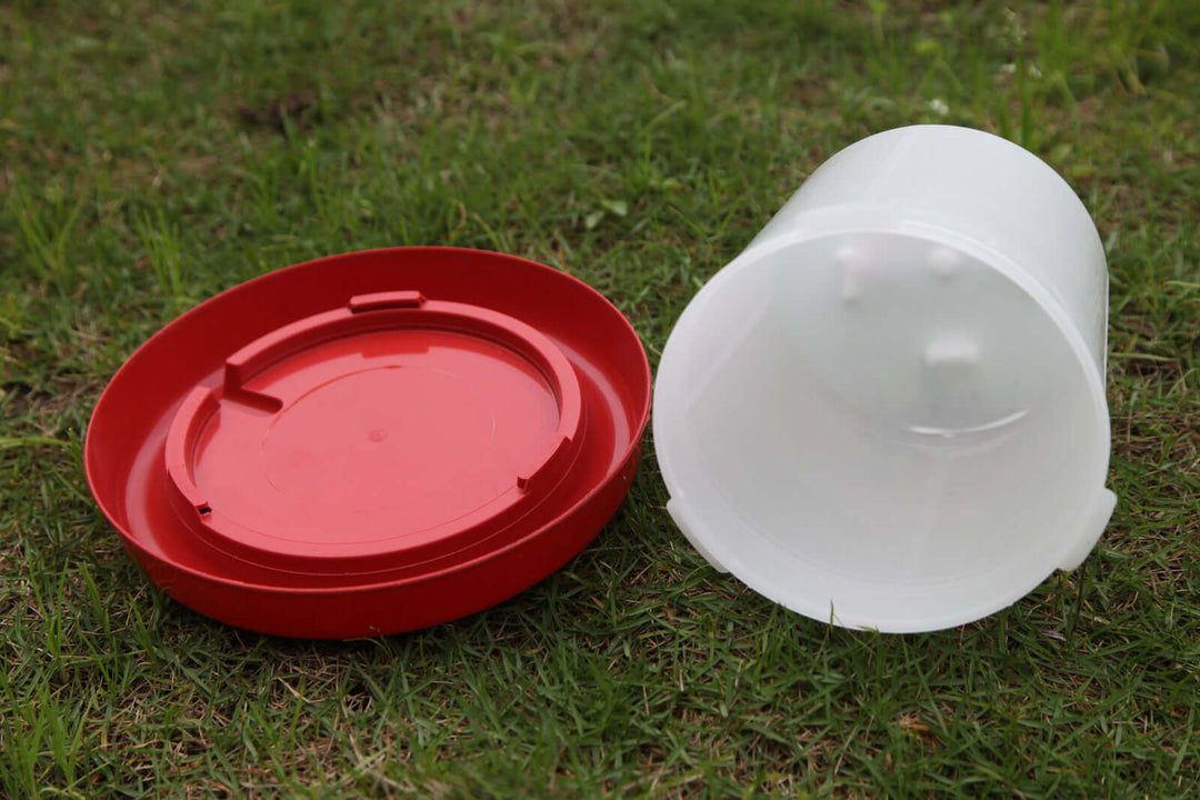 YES4PETS Farm Chicken Water Drinker with red base and white bucket, durable and affordable design ideal for poultry feeding.