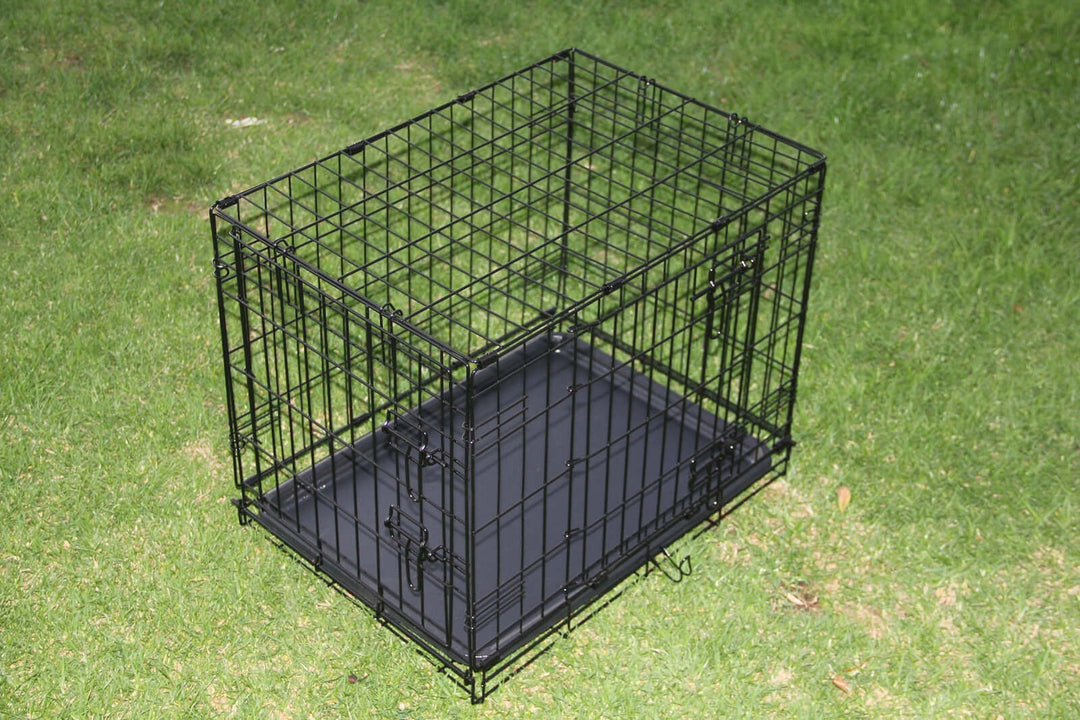 YES4PETS 24' collapsible metal dog crate, safe and convenient for pets, easy to transport and clean.