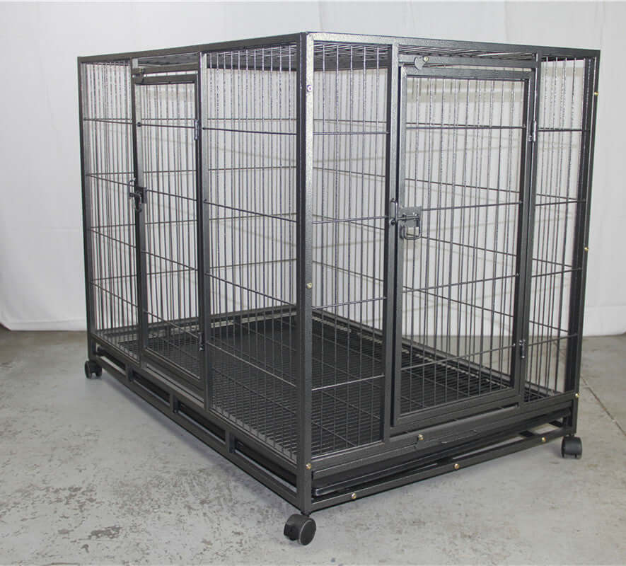 YES4PETS XL Pet Cage with lockable doors and wheels, perfect for dogs, cats, rabbits, and small animals.