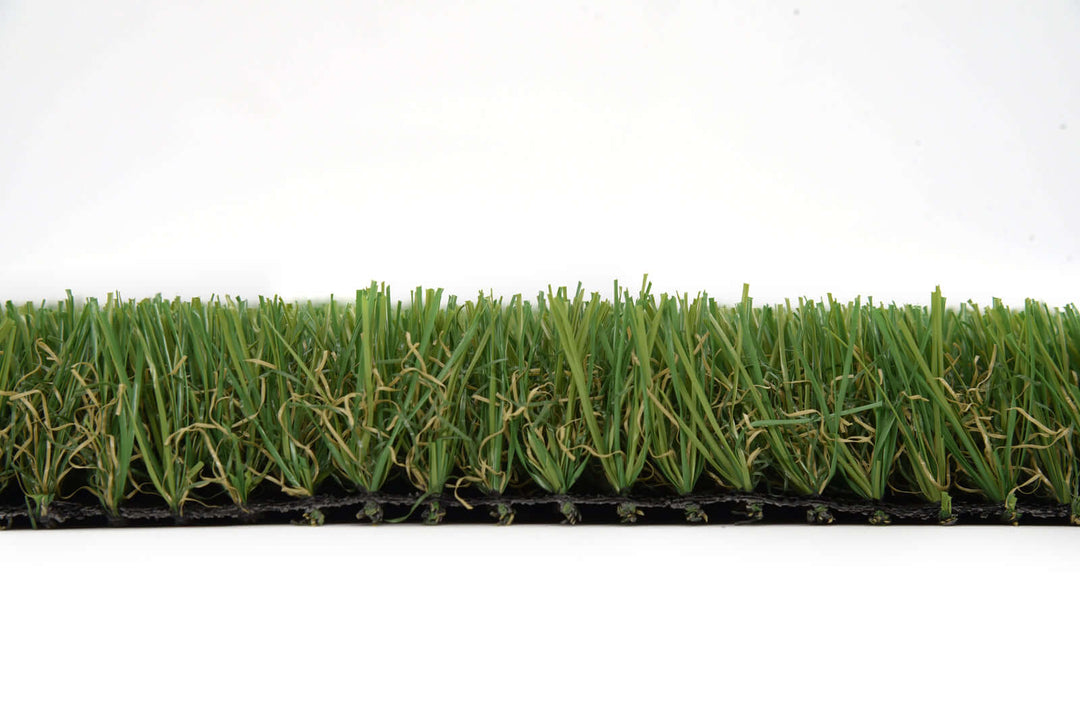 Premium 30mm synthetic turf, ideal for affordable, quality landscaping in backyards and patios.