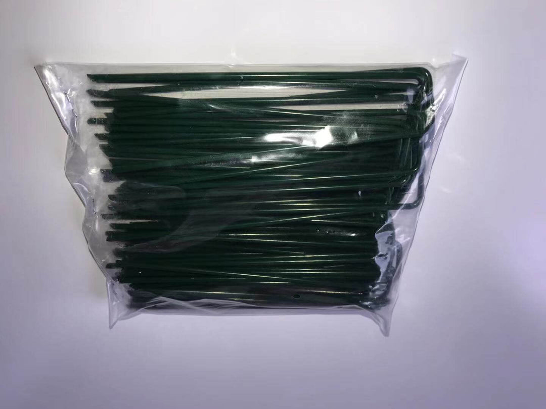 YES4HOMES 150 synthetic grass pins in a sealed bag, perfect for affordable DIY turf installation.