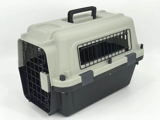 YES4PETS Medium Portable Pet Carrier for cats and small dogs, lightweight and durable with ventilation slots.