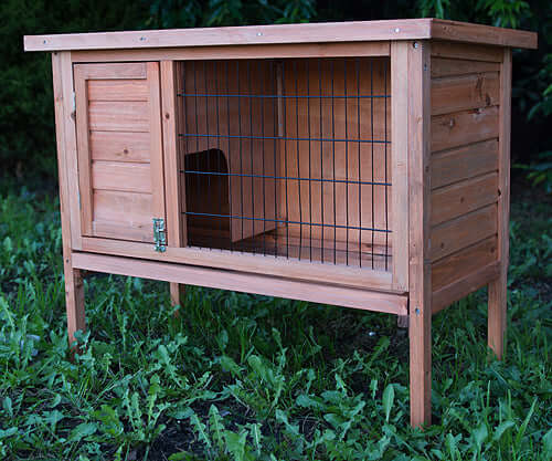 YES4PETS single wooden rabbit hutch with slide-out tray, perfect for guinea pigs and small pets, sturdy and water resistant.