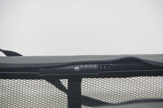 Close-up of the zipper and mesh panel on YES4PETS portable pet crate, showcasing quality and durability.