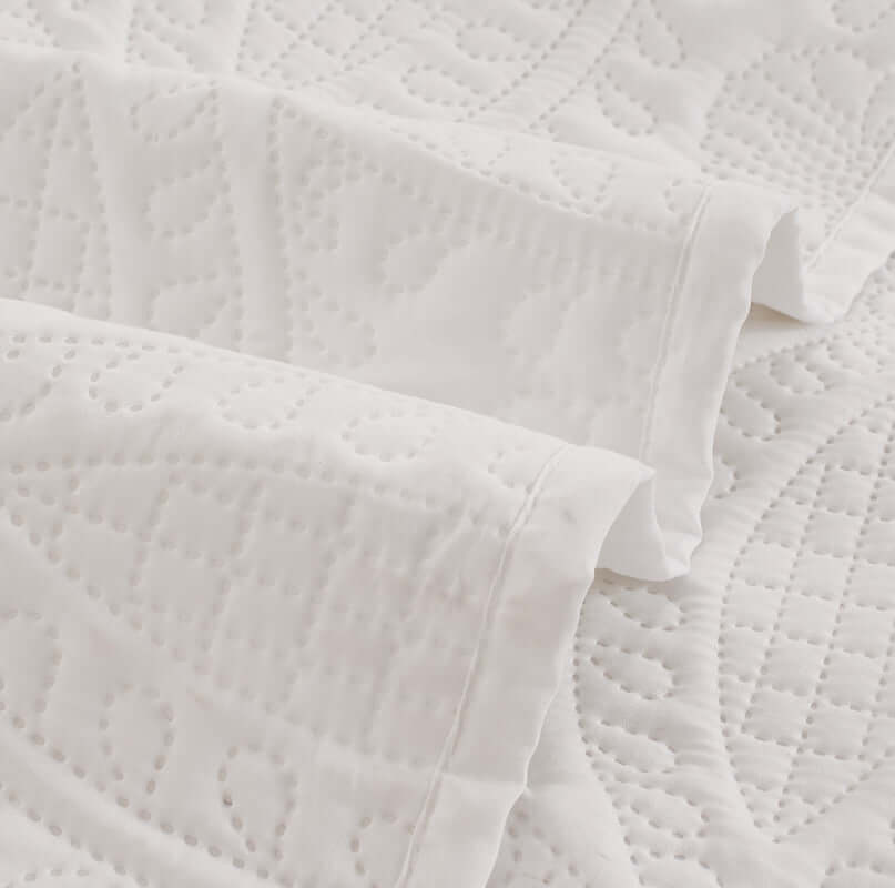 DSZ Product, feed-cond-new, feed-sl-DSZ Freight PayableLisbon Quilted 3 Pieces Embossed Coverlet Set - Queen/Double White - Premium Home & Garden > Bedding > Duvet Covers from Gioia Casa ! Shop Online Buy Now at S & D's Value Store Family Business Best Customer ServiceDSZ Product, feed-cond-new, feed-sl-DSZ Freight Payable