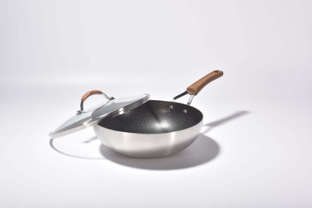 Kylin 3 Layer Stainless Steel Non Stick Noka Wok 30cm with lid, showcasing quality and affordable cooking solutions for DIY enthusiasts.