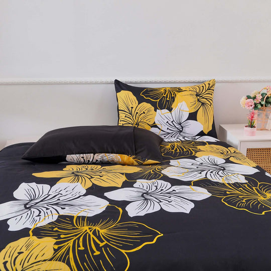 _label_, DSZ Product, feed-cond-new, feed-sl-free shipping, free-shippingKing Comforter Set, Black/Gold Floral 3 - Piece Bedding, Soft Microfiber For All Seasons - Premium Home & Garden > Bedding > Quilts & Duvets from Styleforhome ! Shop Online Buy Now at S & D's Value Store Family Business Best Customer Service_label_, DSZ Product, feed-cond-new, feed-sl-free shipping, free-shipping