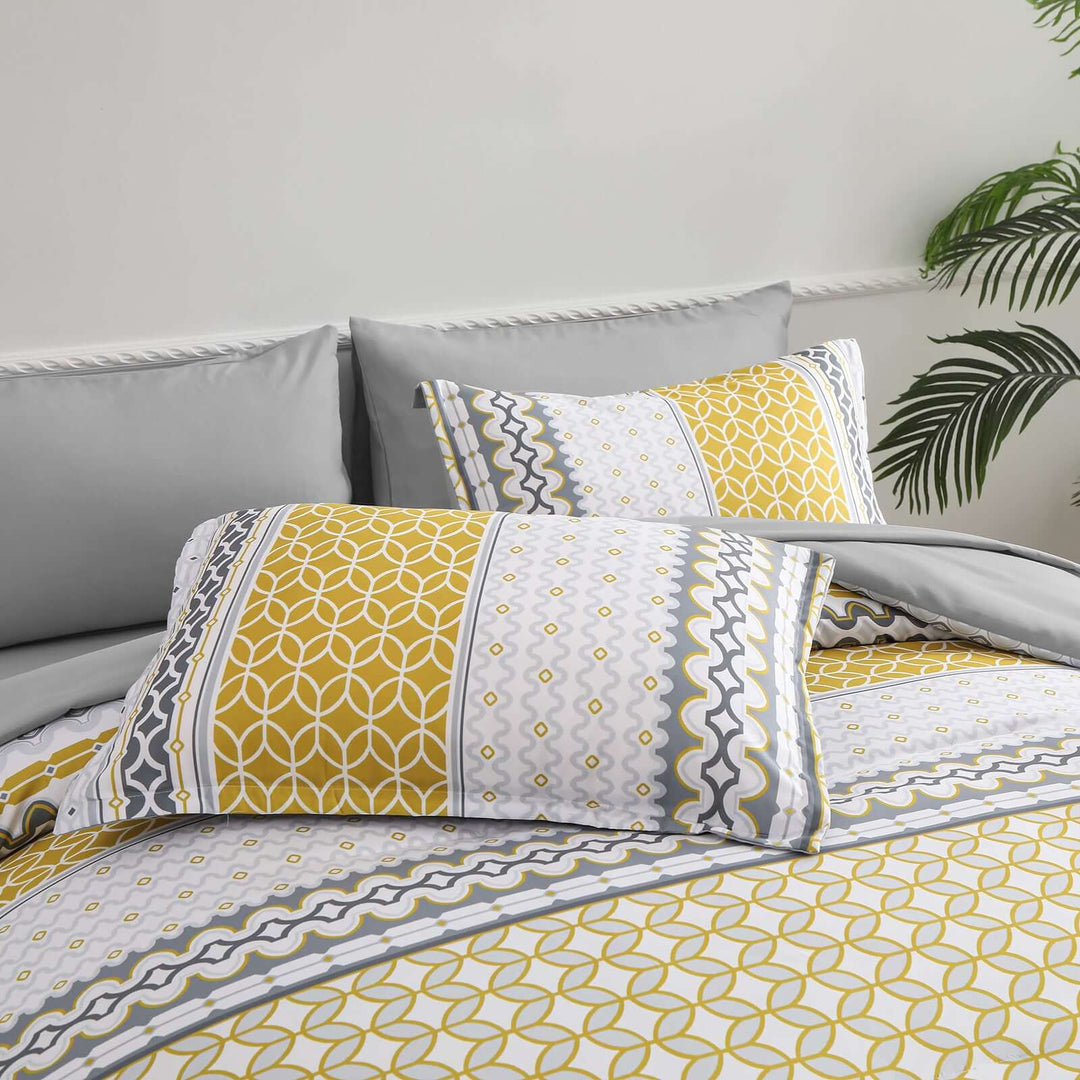 _label_, DSZ Product, feed-cond-new, feed-sl-free shipping, free-shipping, newFloral Stripes Comforter Set, King Size, Deluxe 3 - Piece Bedding With Pillowcases - Premium Home & Garden > Bedding > Quilts & Duvets from Styleforhome ! Shop Online Buy Now at S & D's Value Store Family Business Best Customer Service_label_, DSZ Product, feed-cond-new, feed-sl-free shipping, free-shipping, new