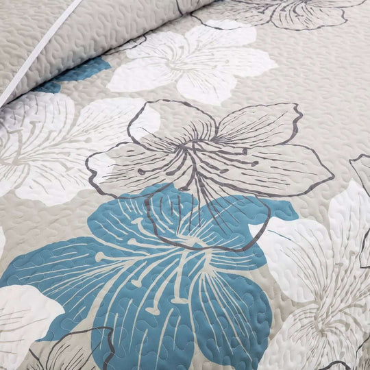 _label_, DSZ Product, feed-cond-new, feed-sl-free shipping, free-shippingIntricate Quilted Coverlet And Pillowcases Set: Artistry In Every Stitch - Queen Size - Premium Home & Garden > Bedding > Blankets & Throws from Styleforhome ! Shop Online Buy Now at S & D's Value Store Family Business Best Customer Service_label_, DSZ Product, feed-cond-new, feed-sl-free shipping, free-shipping