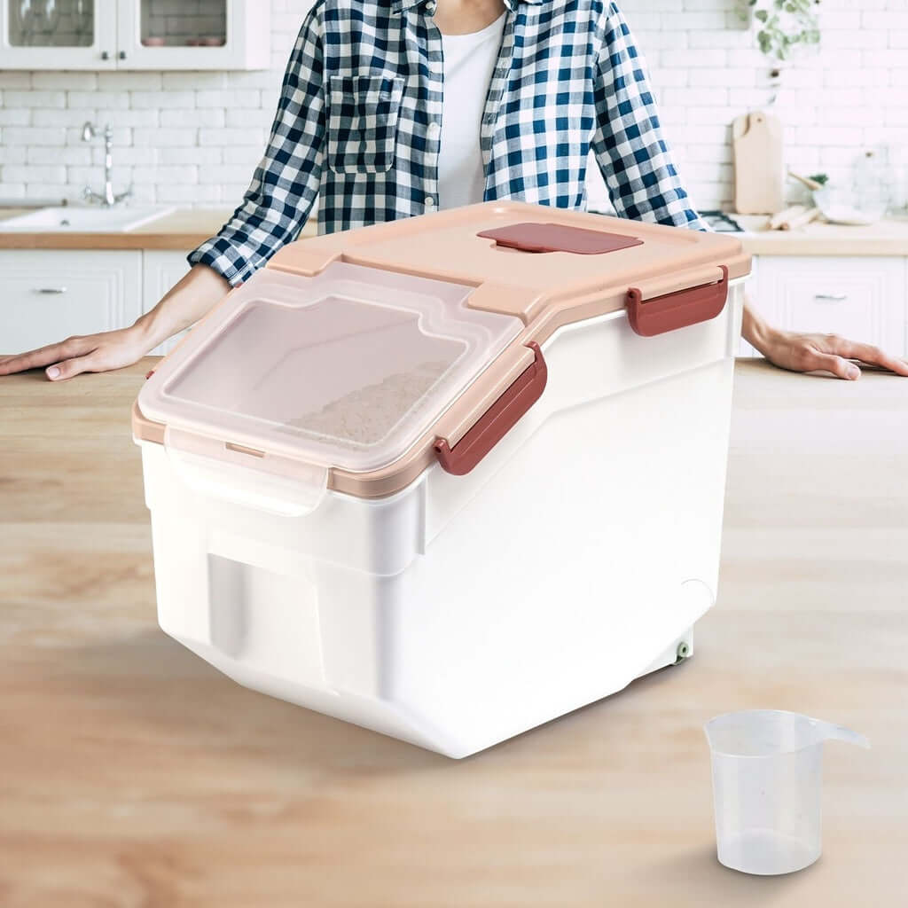 Gominimo airtight food storage container with convenient locking mechanism in a modern kitchen setting.